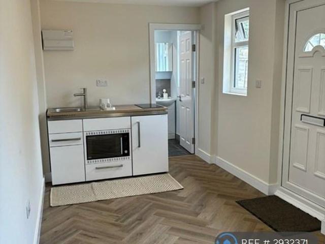 Studio to rent