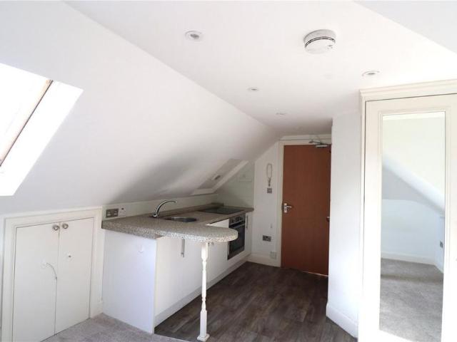 Studio to rent