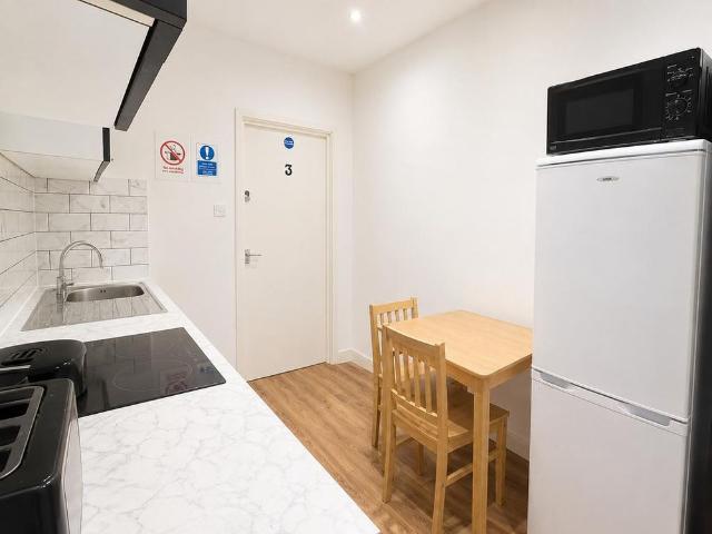 Studio to rent