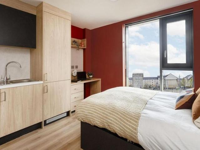 Studio to rent