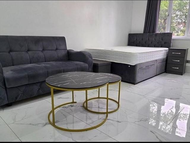 Studio to rent