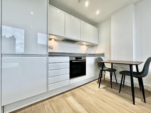 Studio to rent