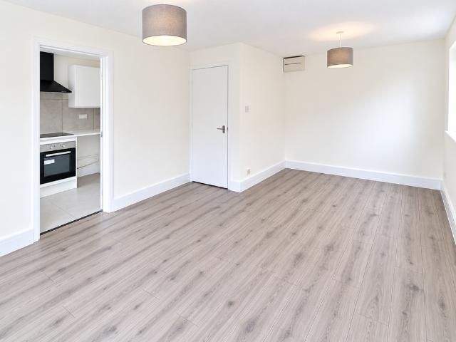 Studio to rent