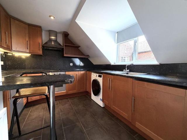 Studio to rent