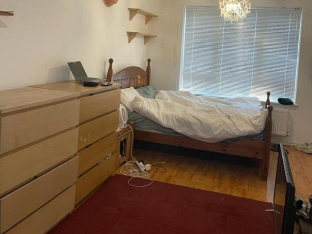 Studio to rent