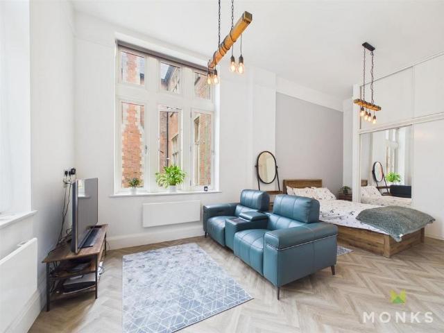 Studio to rent