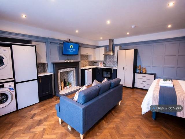 Studio to rent