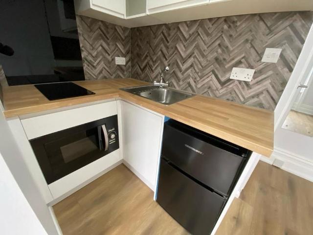 Studio to rent