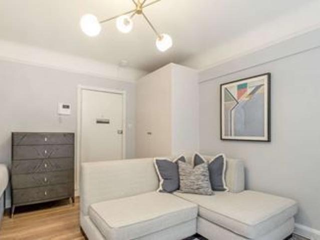 Studio to rent