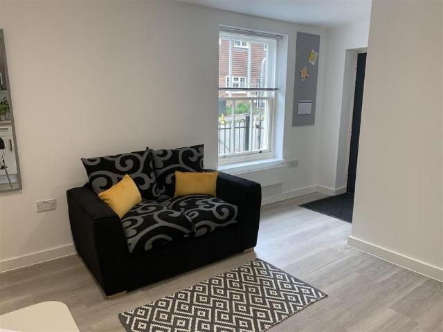 Studio to rent