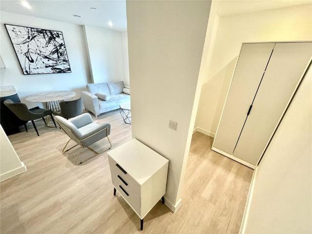 Studio to rent