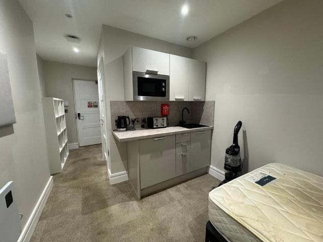 Studio to rent