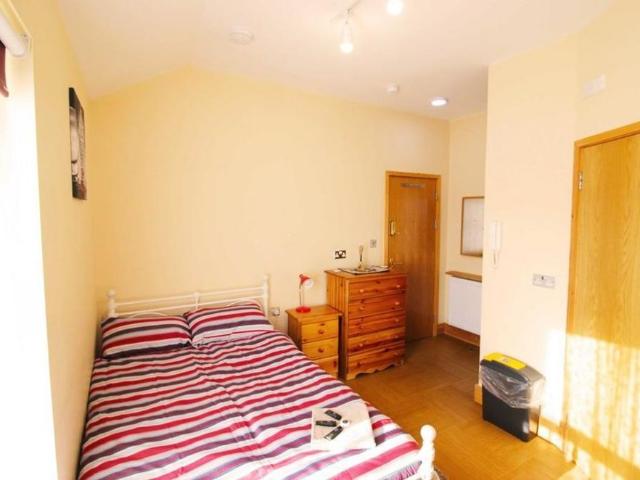 Studio to rent