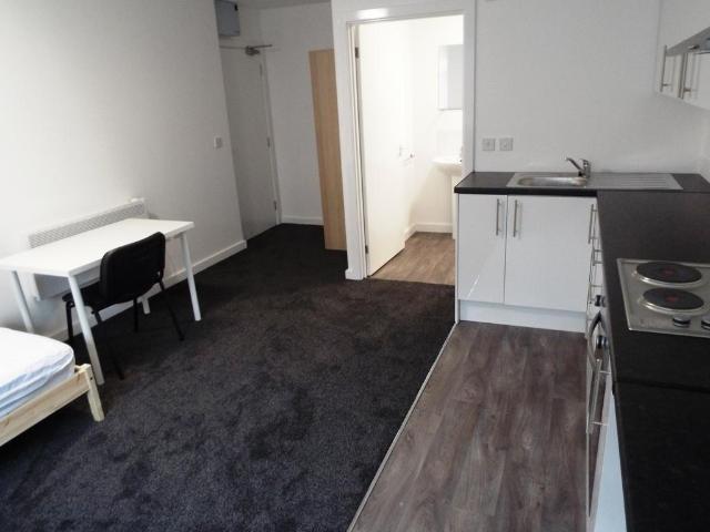 Studio to rent