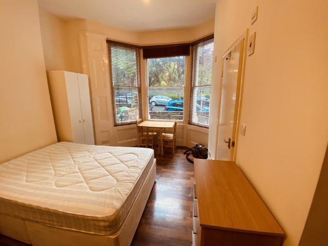 Studio to rent