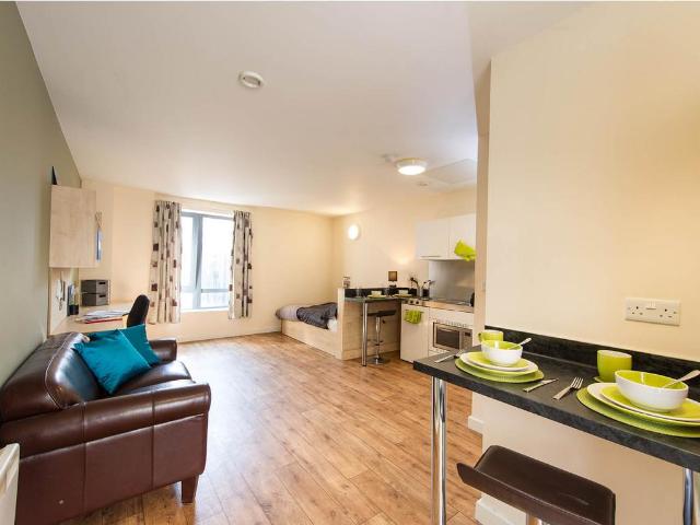 Studio to rent