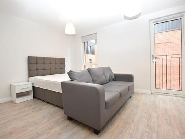 Studio to rent