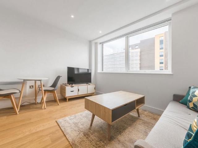 Studio to rent
