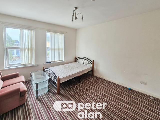 Studio to rent