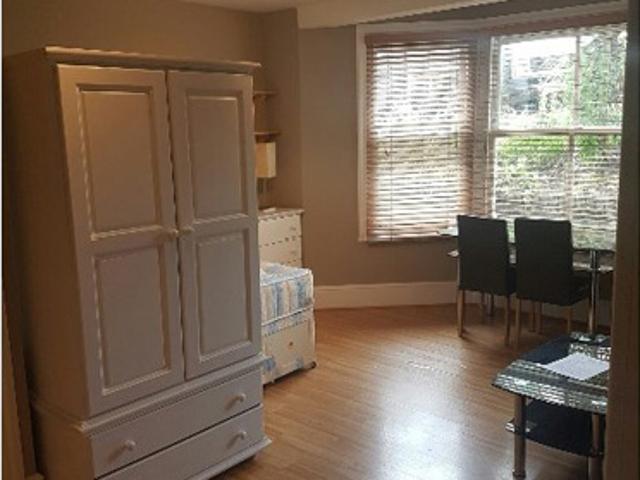 Studio To Rent
