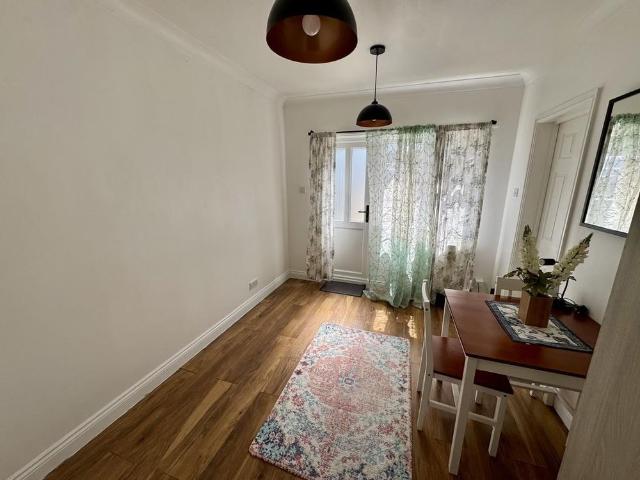 Studio to rent