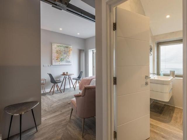 Studio to rent