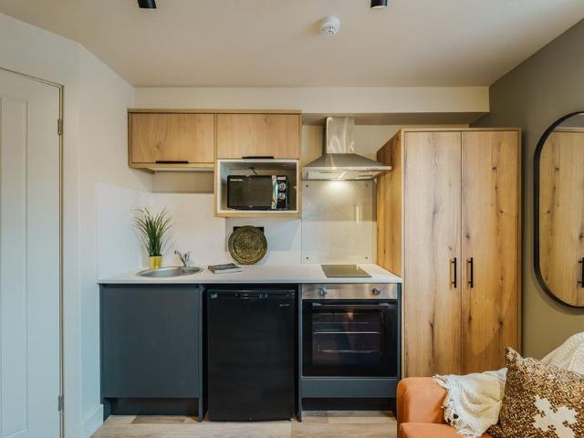Studio to rent