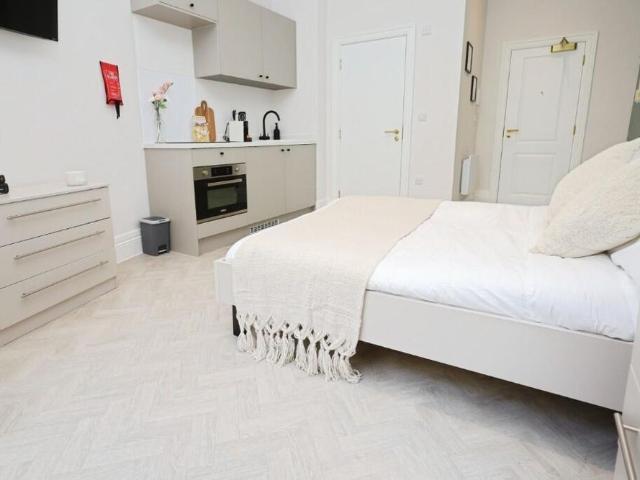 Studio to rent
