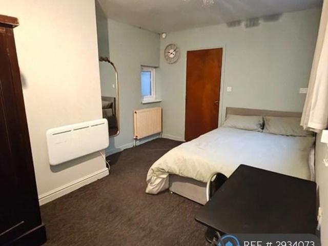 Studio to rent