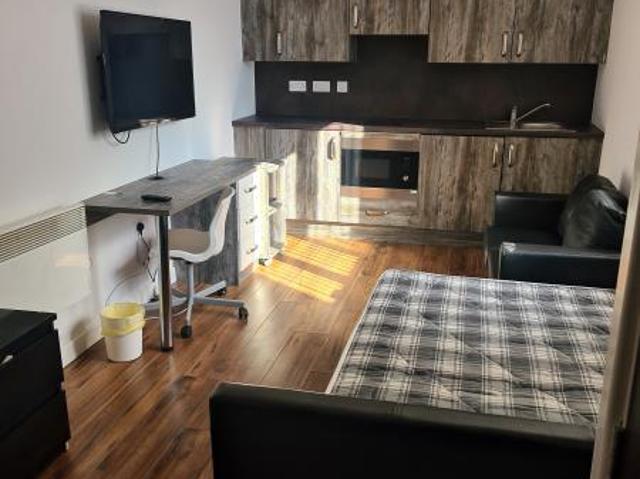 Studio to rent