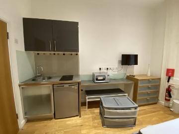 Studio to rent