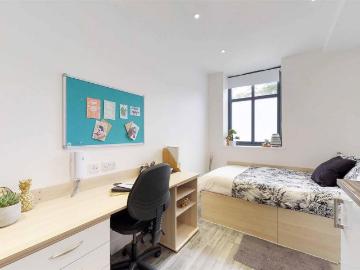 Studio to rent