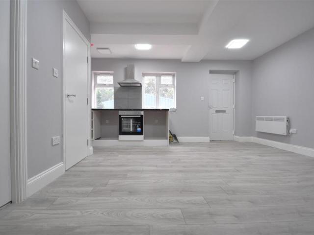 Studio to rent