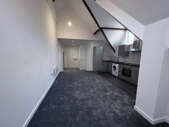 Studio to rent