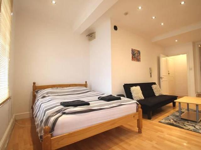 Studio to rent