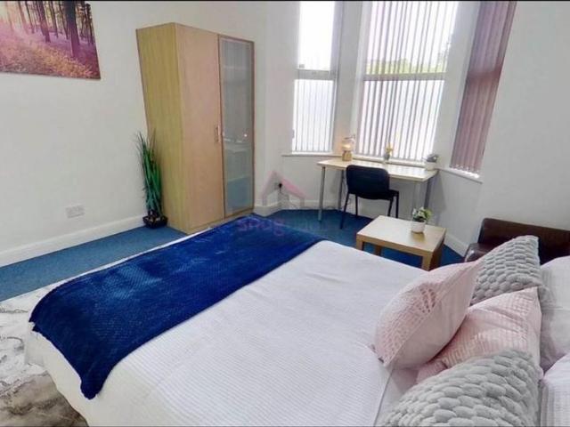Studio to rent
