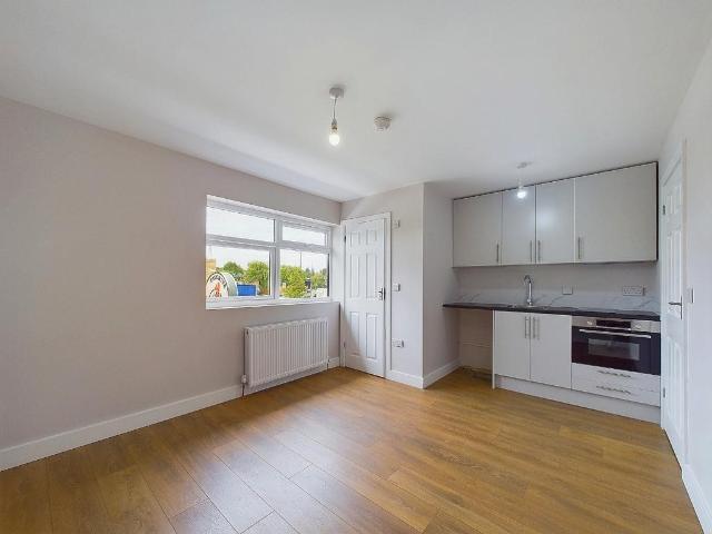 Studio to rent