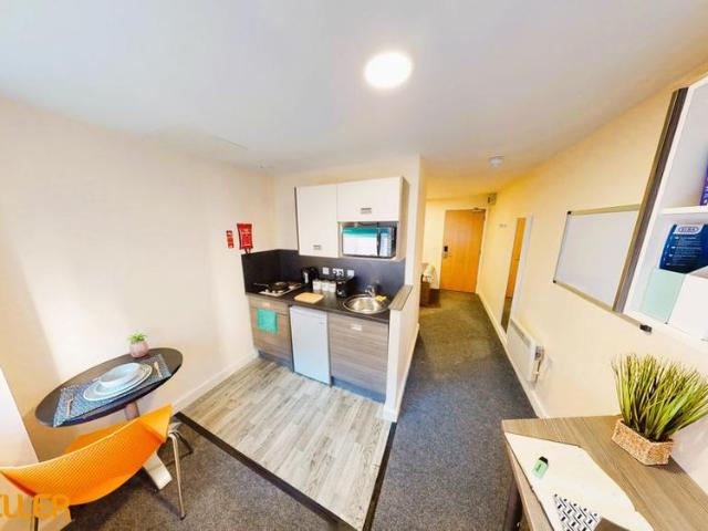 Studio to rent
