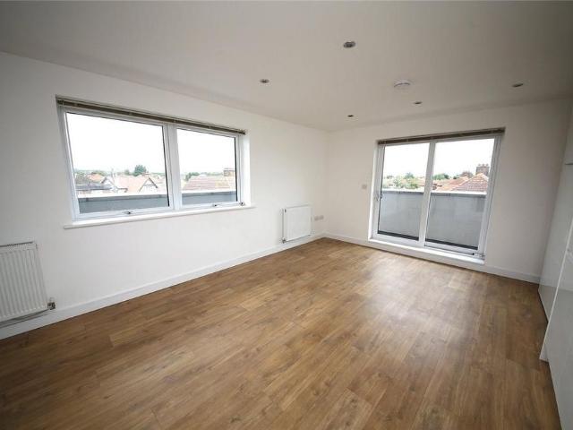 Studio to rent