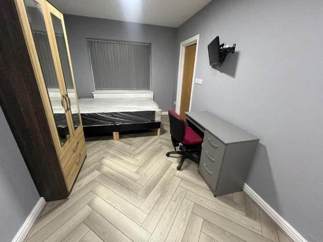 Studio to rent