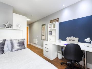 Studio to rent
