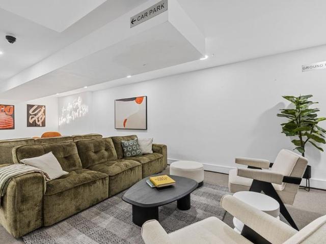 Studio to rent