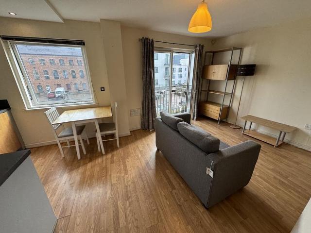 Studio to rent