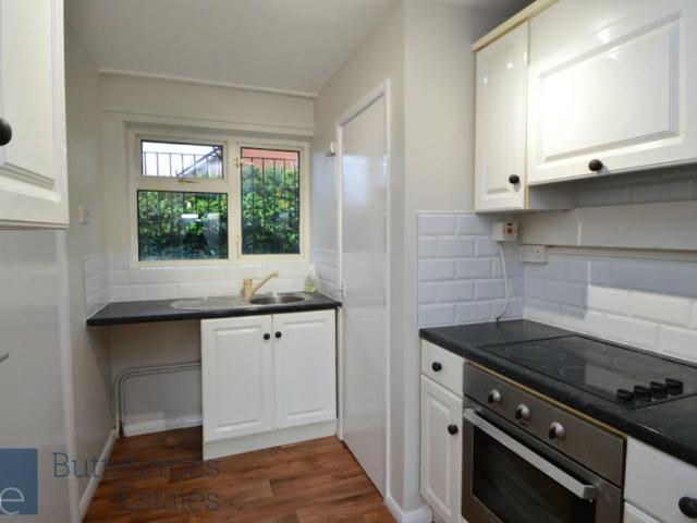 Studio to rent