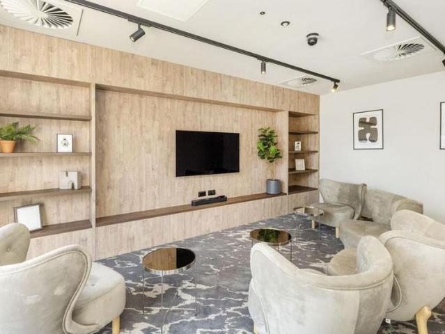 Studio to rent