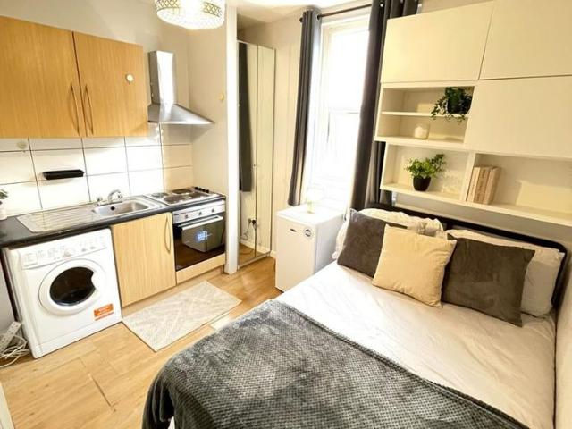 Studio to rent