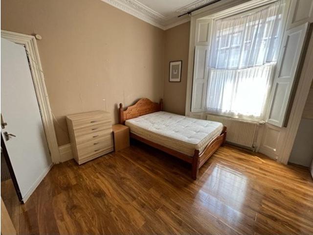 Studio To Rent