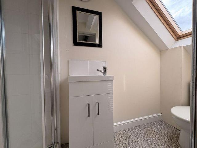 Studio to rent
