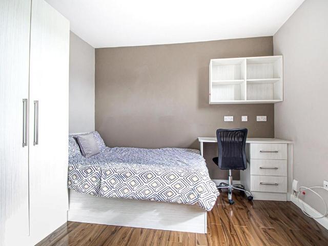Studio to rent