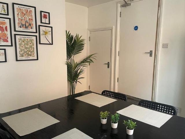 Studio to rent